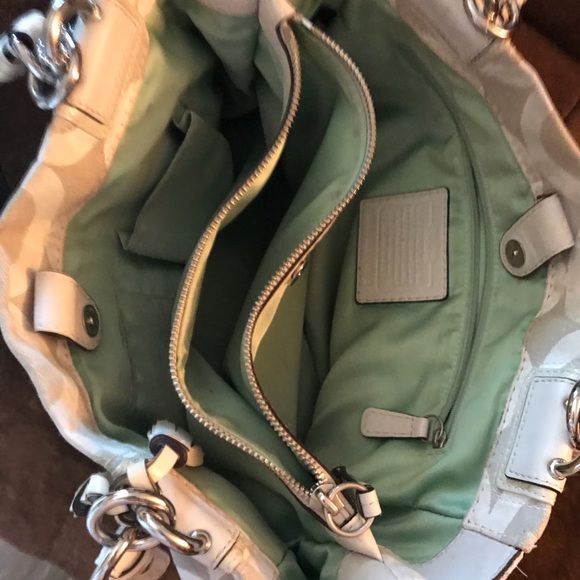 Coach Handbag - Picture 5 of 7